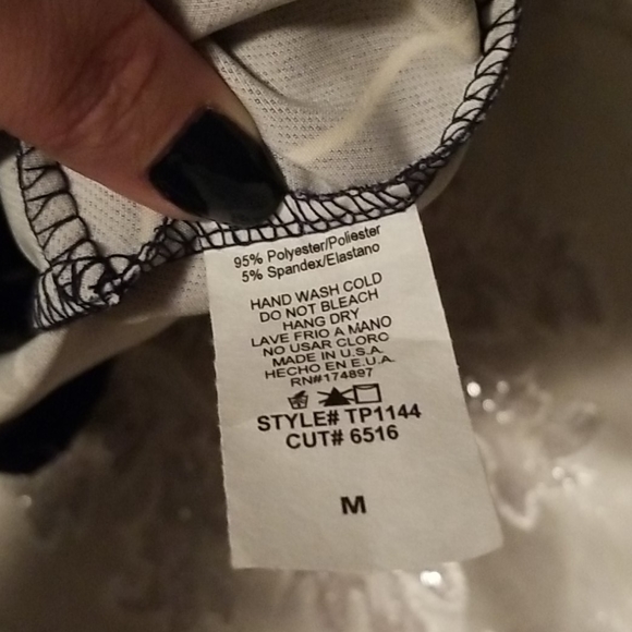 Fashion Nova 2 Piece Outfit - Picture 11 of 12